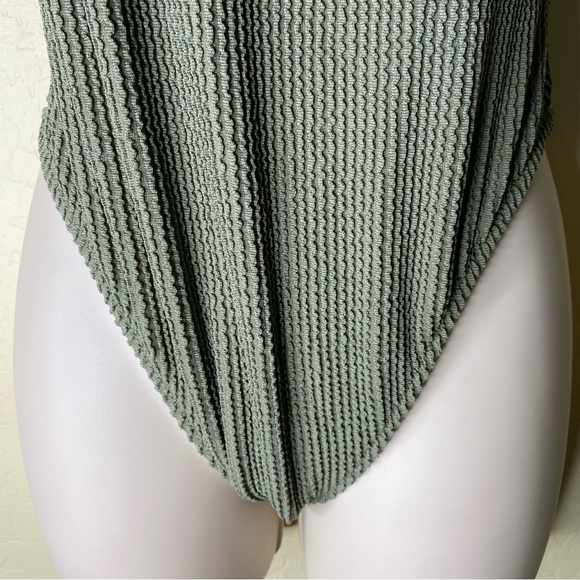 Aerie Shimmery Crinkle Birthday Scoop Cheekiest One Piece Swimsuit Green Size M - Picture 7 of 16